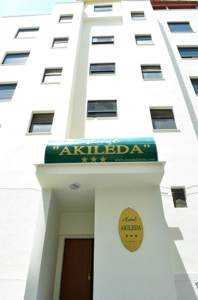 Akileda Hotel Durrës Exterior foto